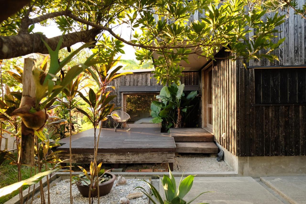 姉と弟の家 Hotel นันโจ ภายนอก รูปภาพ